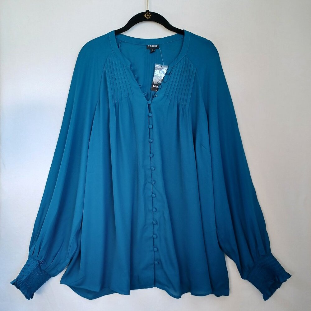 torrid teal button-front peasant blouse with smocked cuffs